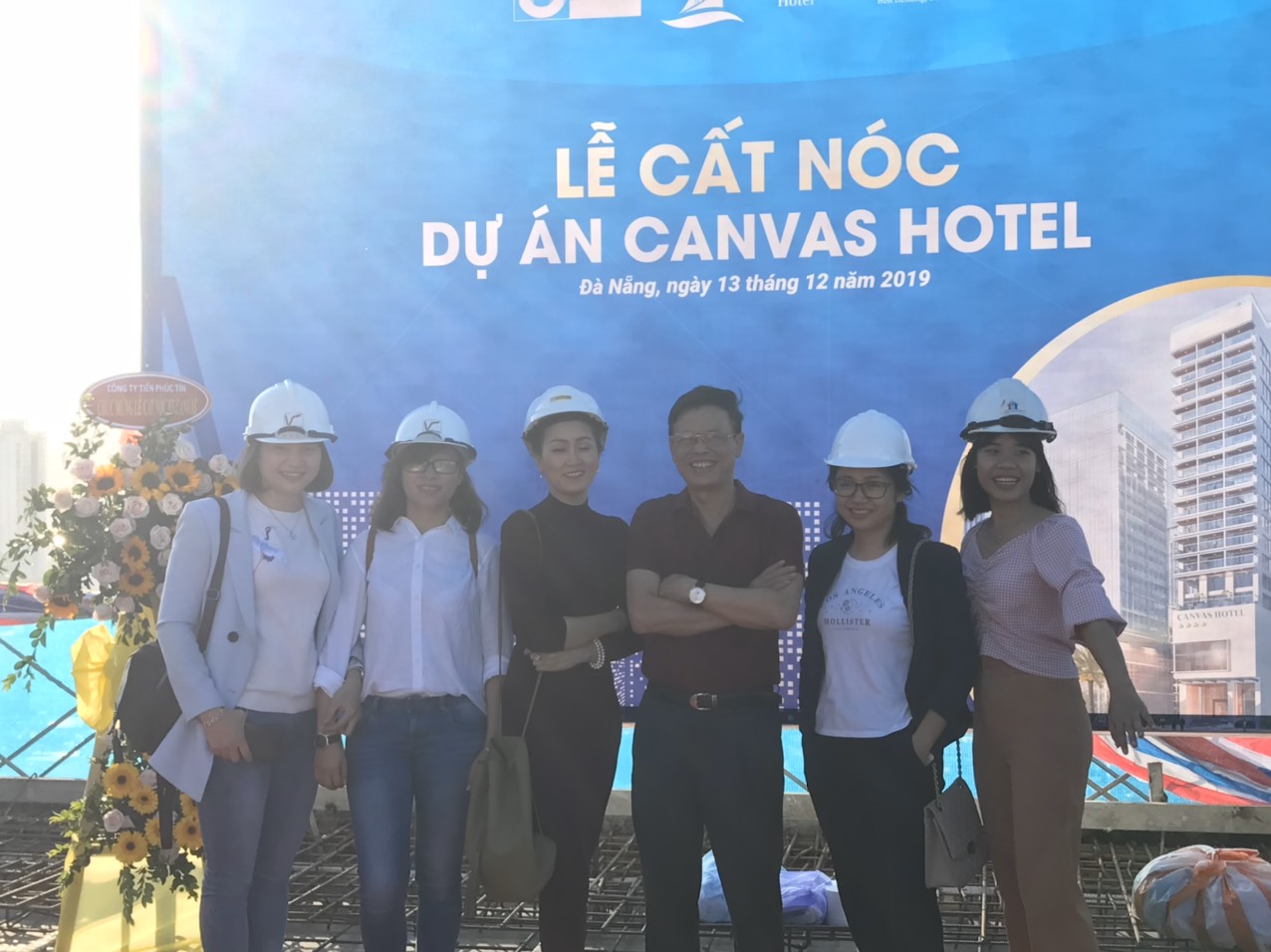  LỄ CẤT NÓC DỰ ÁN KHÁCH SẠN CANVAS HOTEL 